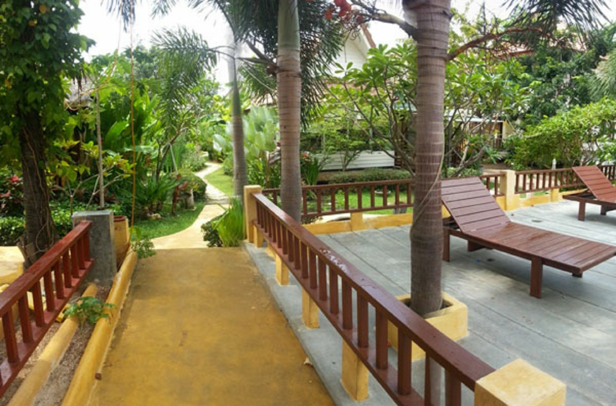 Pulsawat Palm Resort Pran Buri Exterior photo